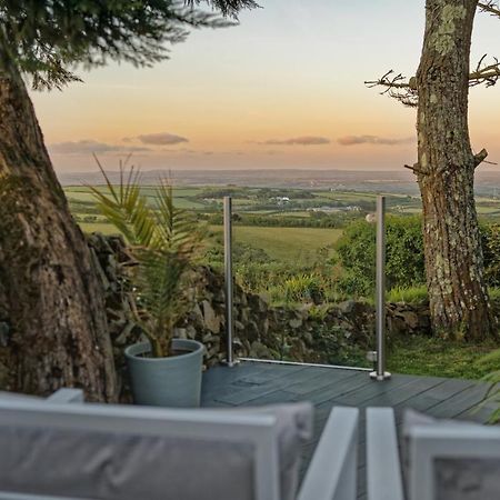 Scandi Cabin On A Hill, With Stunning Panoramic Views Ludgvan Esterno foto